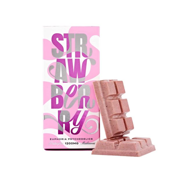 Strawberry Swirl 1200MG FrontProduct EP whitebg 1 1.jpg